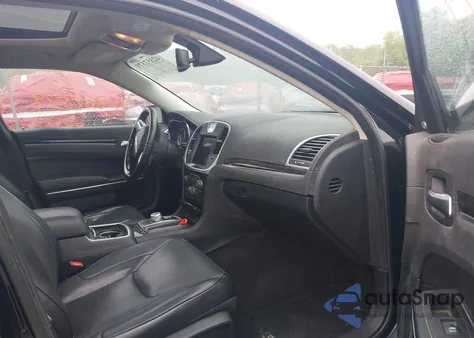 2017 Chrysler 300C from USA, damaged, VIN 2C3CCAKG3HH607686